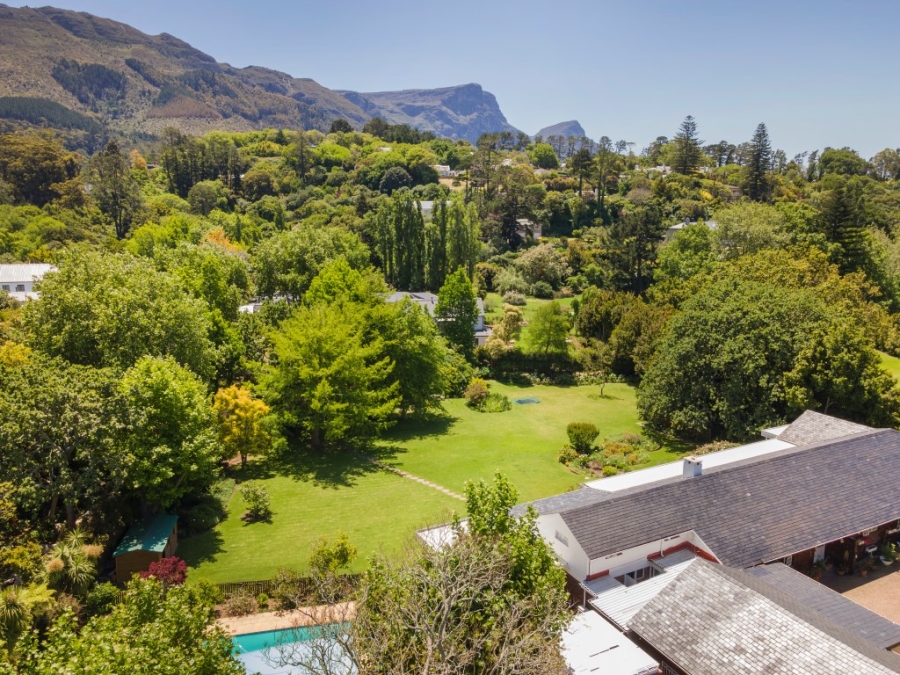 4 Bedroom Property for Sale in Constantia Western Cape